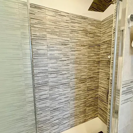 Dimora Prometeo בית הארחה 4*